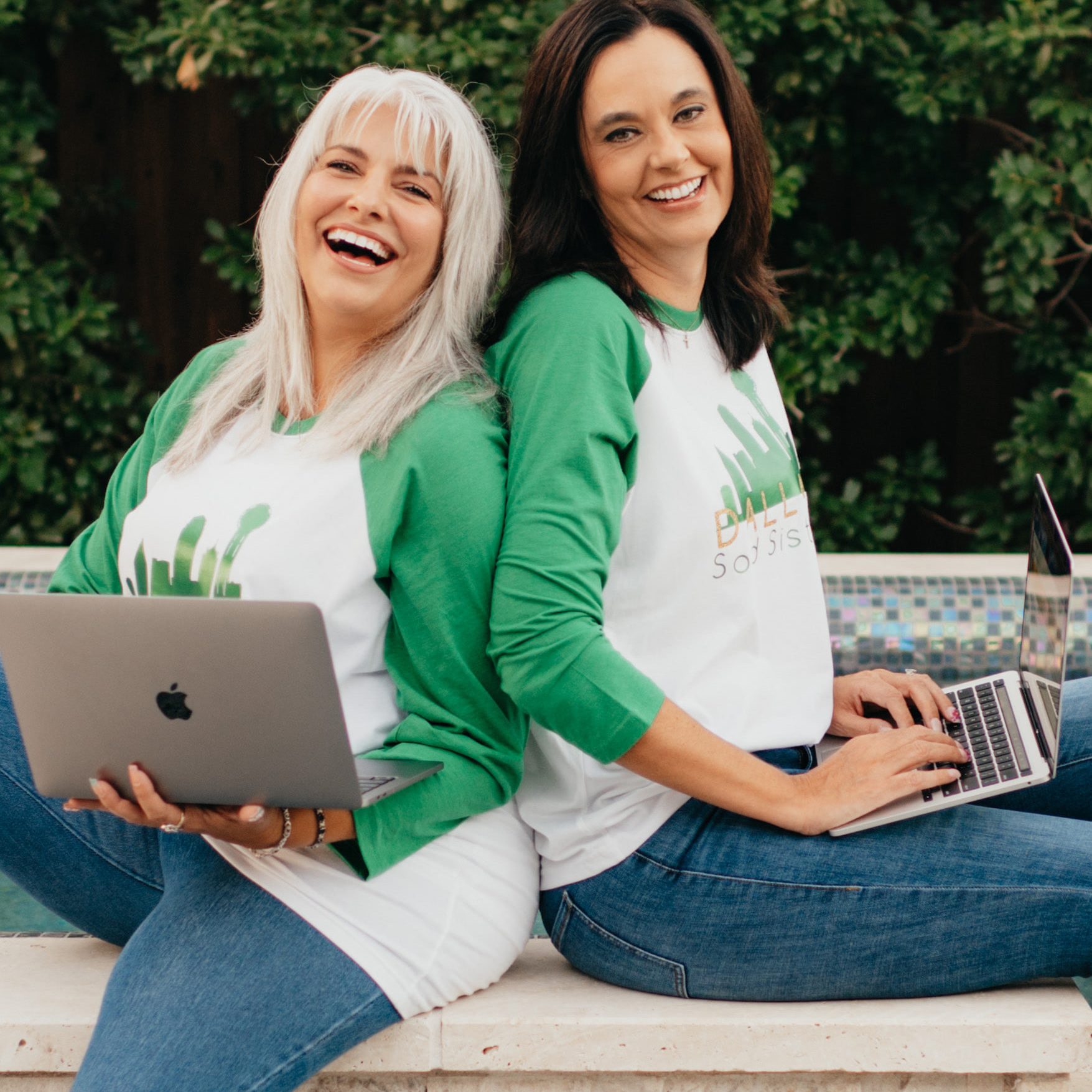 Dallas Sold Sisters Team